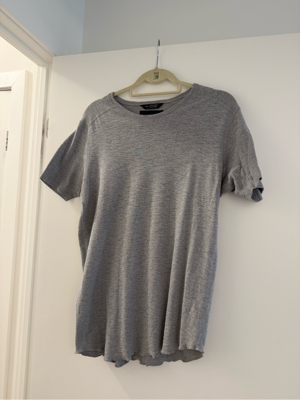 Wings + Horns Heather Gray Short-Sleeve Crewneck Tee